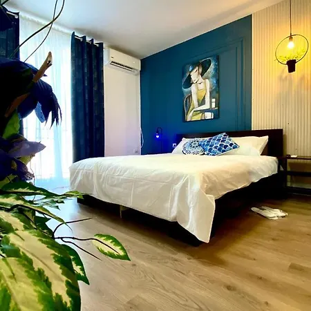 Apart.boutique B. * Mangalia